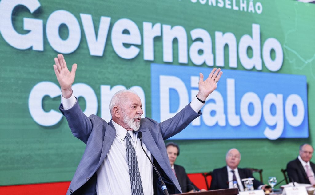 Lula anuncia obras de mobilidade do PAC para Minas em dia de afago a Pacheco