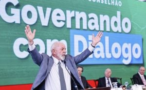 Lula anuncia obras de mobilidade do PAC para Minas em dia de afago a Pacheco