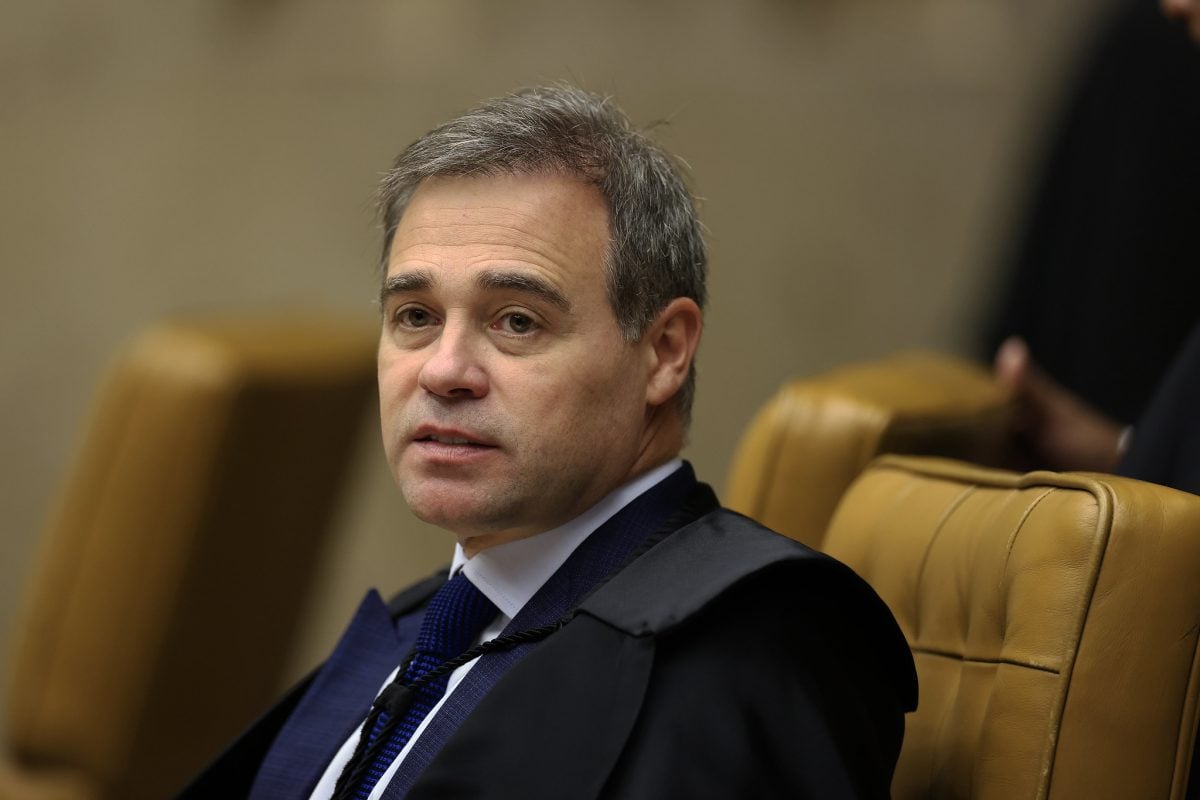 Com Mendonça isolado, STF retoma julgamento sobre redes sociais nesta quarta-feira