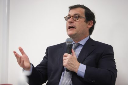 Decisão do STF é importante, mas não deve aliviar o encarceramento de usuários como traficantes
