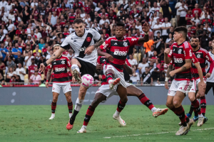 “Esperado e surpreendente”