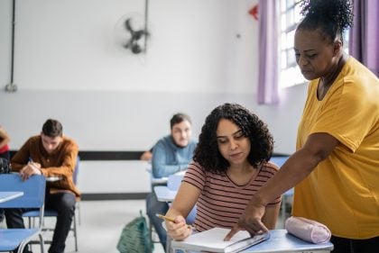 O ensino médio nem-nem se avista novamente no horizonte