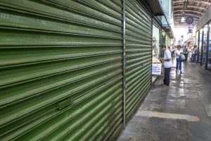 Fechamento de empresas no Brasil cresce 25,7% em um ano