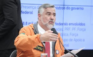 MP da reconstrução do RS expira nesta quinta e Pimenta deve voltar à Secom