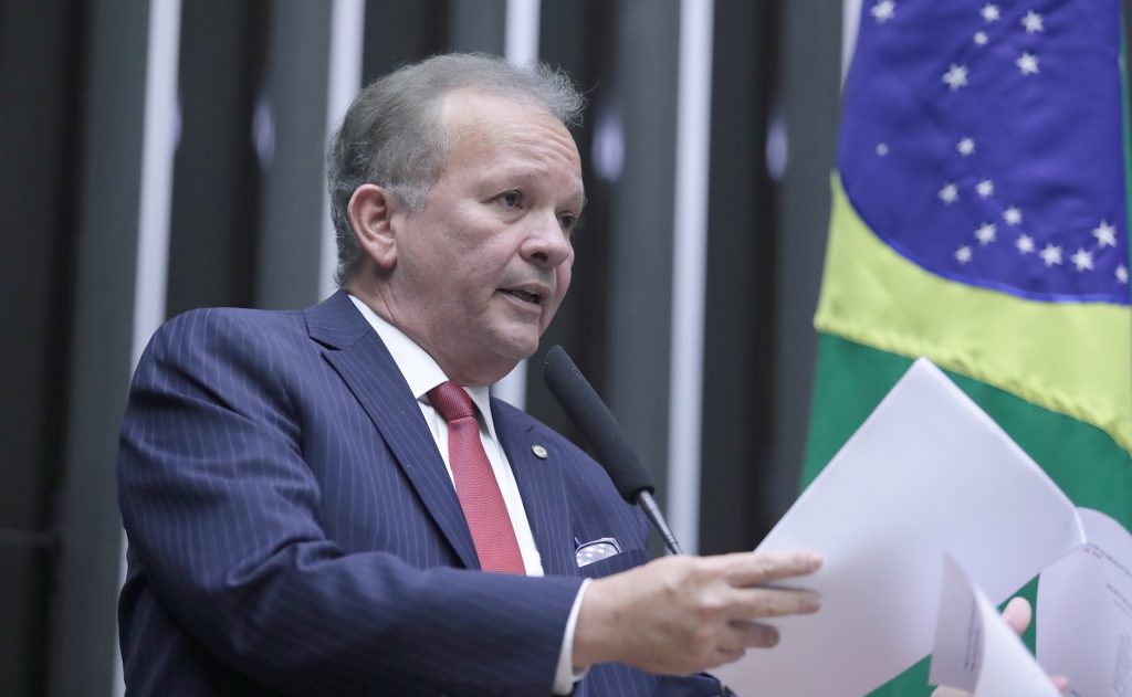 Presidente do PDT declara ‘neutralidade’ para o 2º turno das eleições em Fortaleza