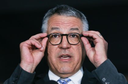 Ministro Juscelino Filho, indiciado pela PF, só sairá do governo por ‘decisão pessoal’, afirma Padilha