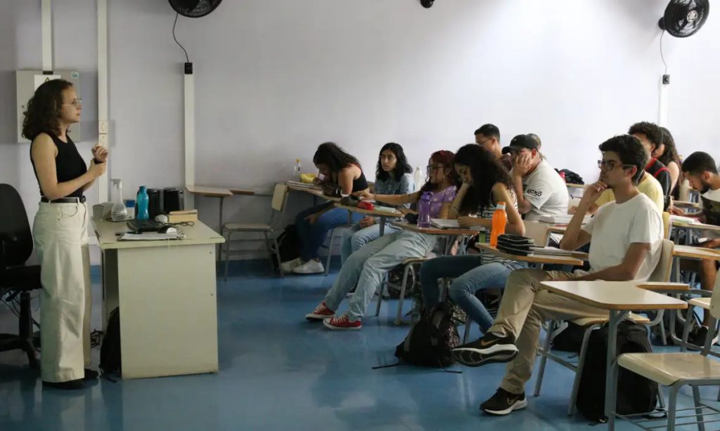 Enade: inscritos devem responder questionários até 23h59 de hoje