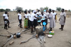 Seca deixa milhões de pessoas sem alimentos no Zimbábue
