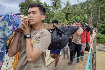 Deslizamento de terra deixa 23 mortos na Indonésia