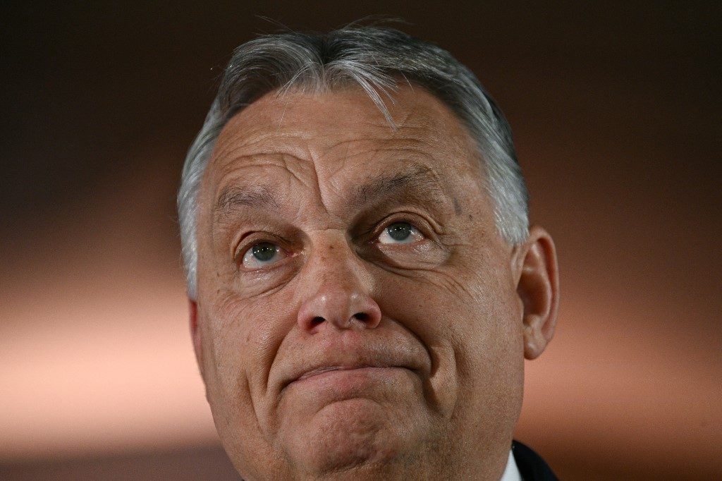 UE demonstra irritação com visitas de Orban a Moscou e Pequim