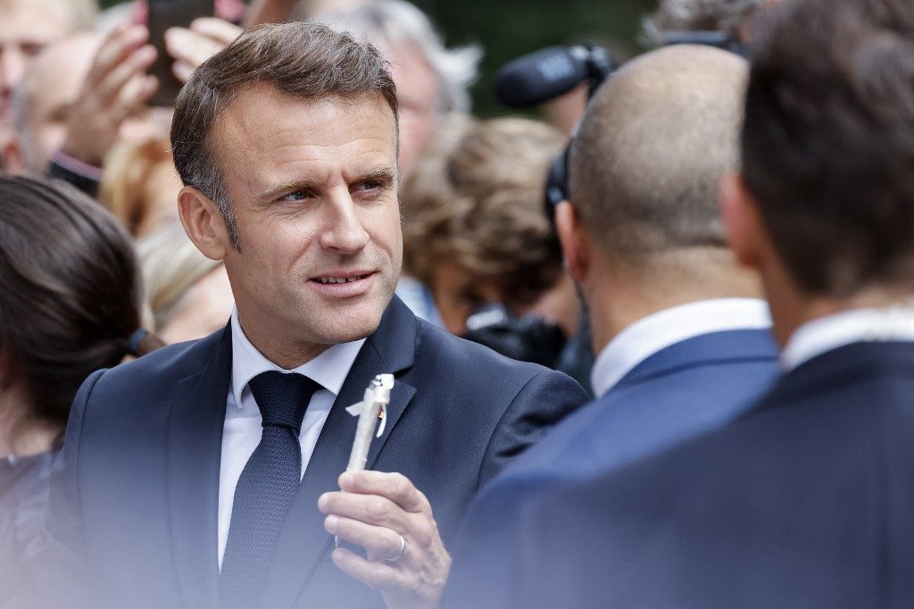 Macron afirma que ‘ninguém venceu’ as legislativas e pede formação de ampla coalizão na França