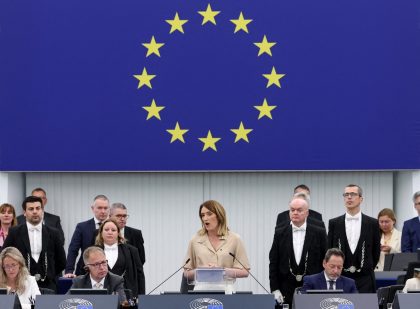 Parlamento Europeu inicia legislatura e reelege Roberta Metsola como presidente