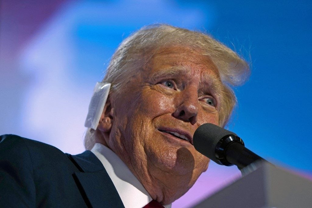 Promotor diz que imunidade não se aplica em condenação de Trump por pagamento a ex-atriz pornô