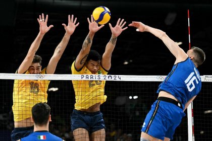 Vôlei masculino e futebol feminino têm jogos decisivos; confira os destaques da quarta-feira nas Olimpíadas