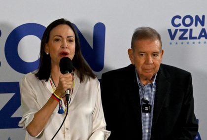 María Corina Machado descarta retorno de González à Venezuela por falta de ‘condições’