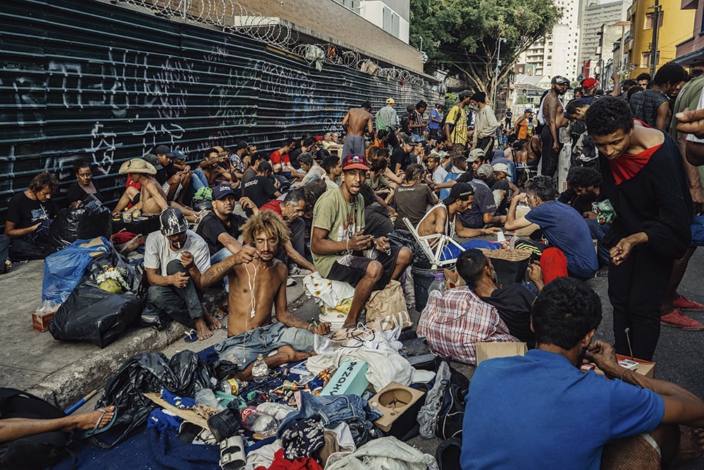 Maioria de quem está na ‘Cracolândia’ foi internado, dorme na rua e realiza atividades produtivas regularmente