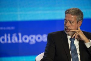 Líderes da Câmara preparam projeto para dar mais transparência às emendas Pix após investida do STF
