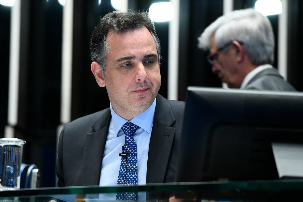 Após ‘apagão cibernético’, Pacheco defende regulamentação da IA no Brasil