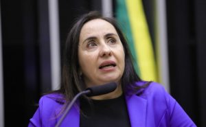Câmara discute projeto do Novo para suspender regulamentação da lei de igualdade salarial