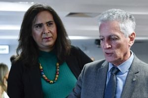 Esquerda rachada pode assistir à direita contra a extrema-direita no 2° turno em BH