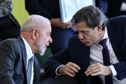 Autismo e judicialização elevam BPC e desafiam ‘pente-fino’ de Haddad