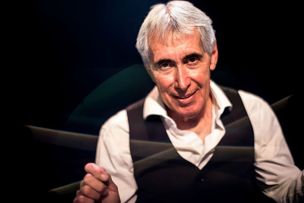 Odair José usa inteligência artificial em álbum para gerar voz feminina e instrumentos