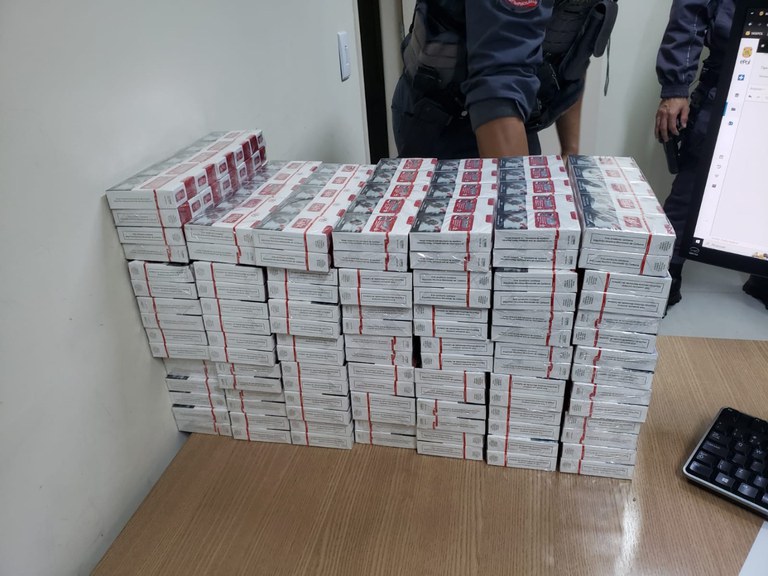 Em uma das maiores operações, PF e PM apreendem 12 milhões de cigarros em São Paulo