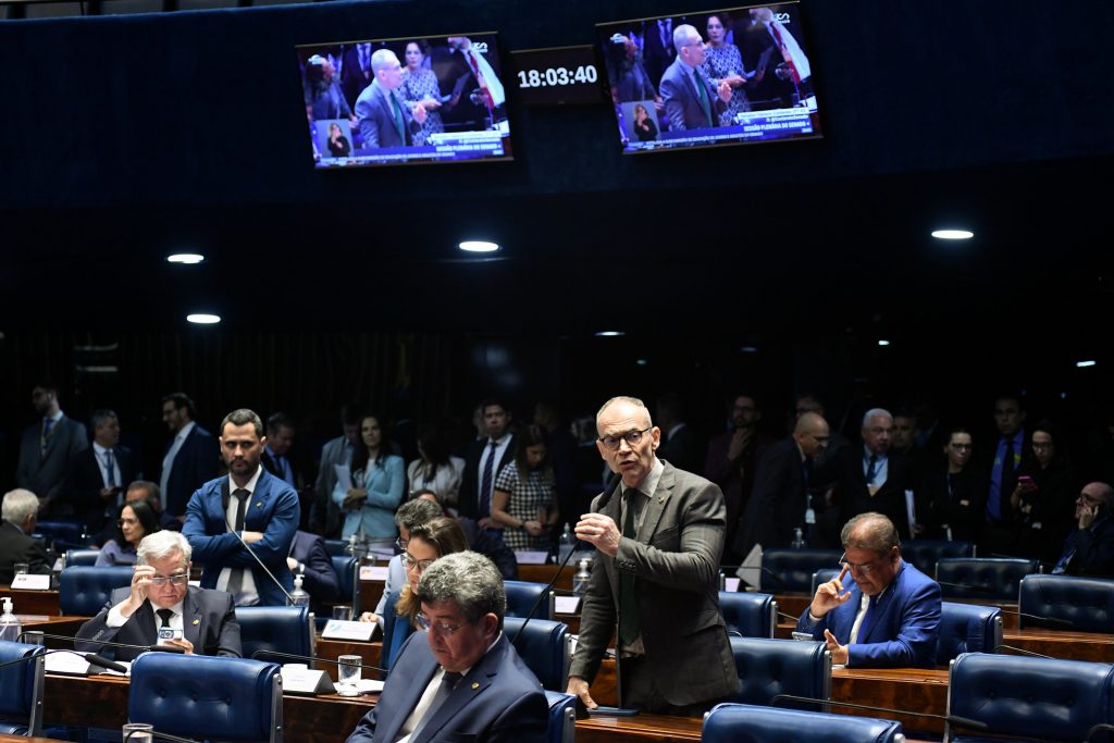 Senado aprova a criação de uma política nacional de manejo de fogo