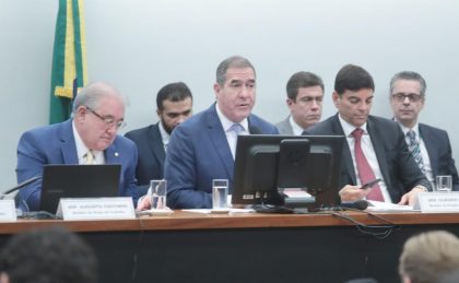 Reforma tributária: deputados devem retirar Viagra da lista de medicamentos com imposto zero; veja a lista