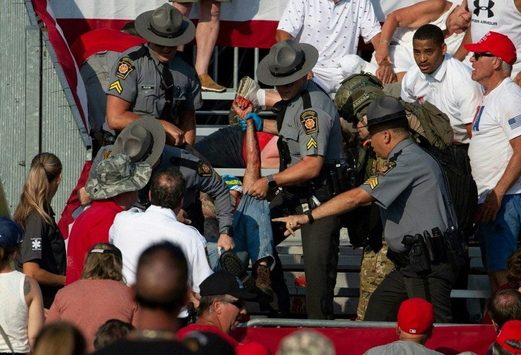 Vitima de ataque a comício de Trump era um bombeiro e tinha duas filhas