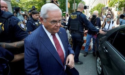 Senador democrata Bob Menéndez é declarado culpado de corrupção nos EUA