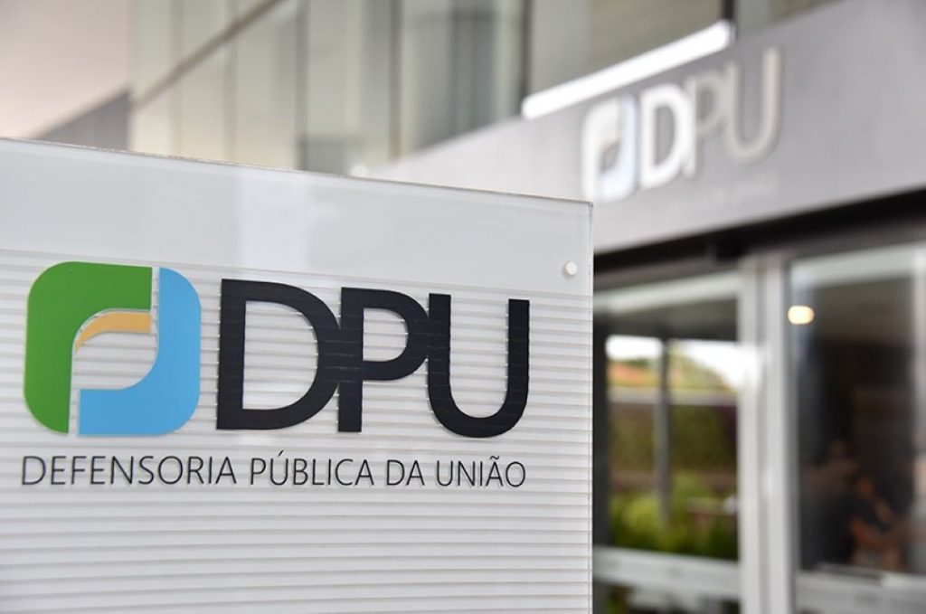 DPU defende que tese do racismo reverso não tem aplicação jurídica