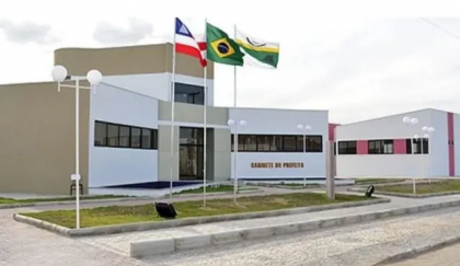 Transporte escolar: empresa vence pregão sem ter carro ou funcionário