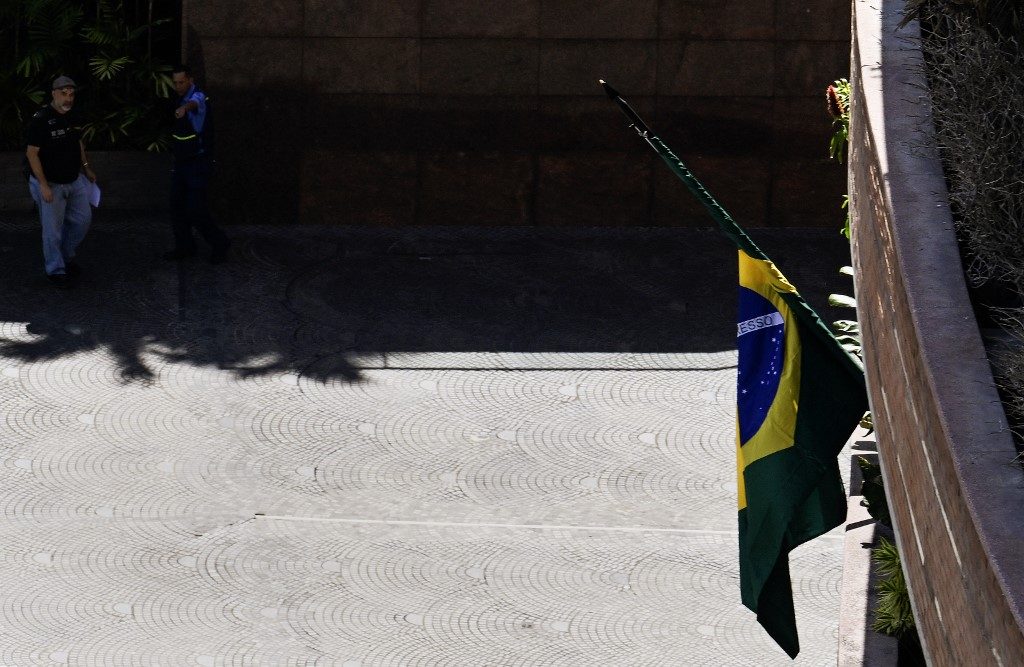 Brasil chega a acordo e assume formalmente embaixadas da Argentina e do Peru na Venezuela