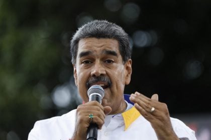 Maduro concede 180 mil hectares de terras ao MST na Venezuela