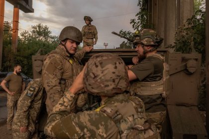 Rússia luta para conter ofensiva ucraniana sem precedentes em seu território