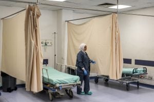 Hospitais no Líbano ativam planos de emergência para a guerra