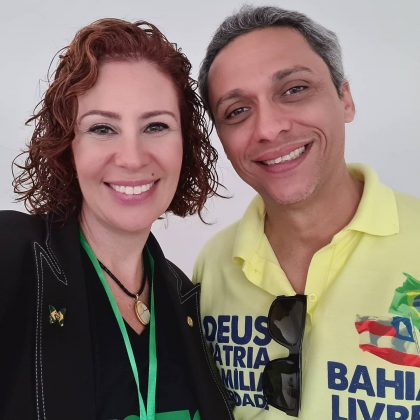 Justiça condena Carla Zambelli e Gustavo Gayer por exposição de dados pessoais de professora nas redes