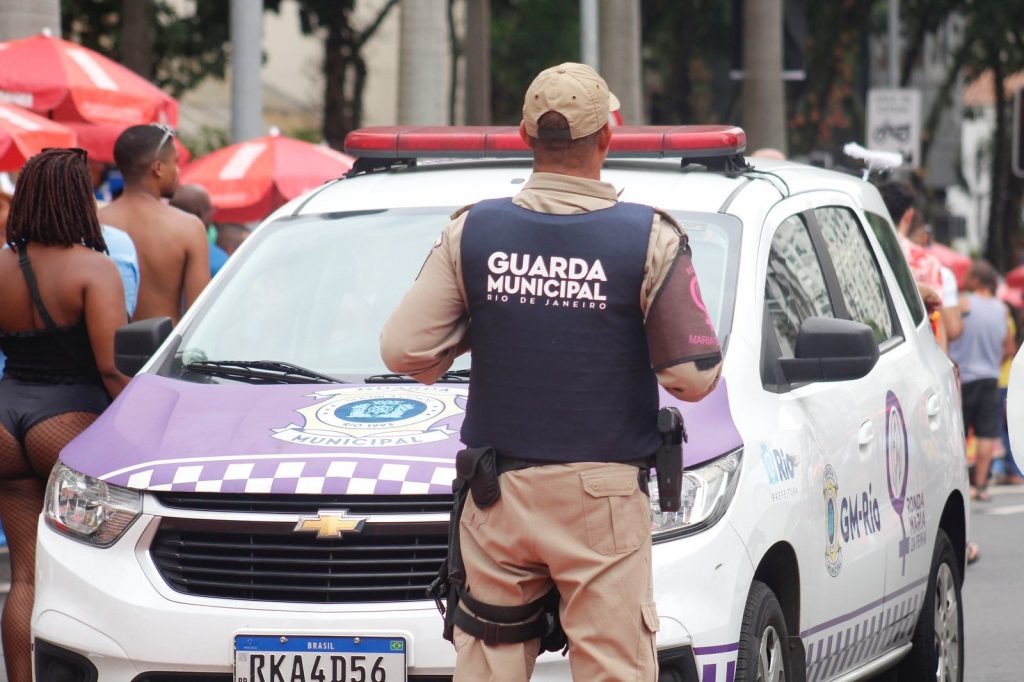 Câmara do Rio volta a discutir proposta para liberar armas de fogo para guardas municipais