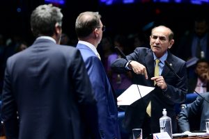 Senado aprova a PEC da Anistia, que salva partidos de multas de R$ 23 bilhões