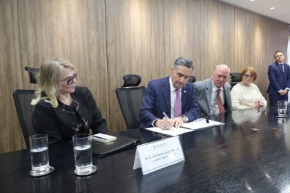 STF e TRT-4 firmam acordo para desenvolvimento de sistema de inteligência artificial