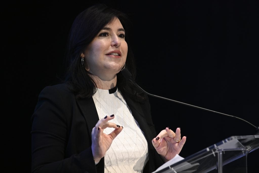 Como a China deve contribuir com a infraestrutura e a logística no Brasil, segundo Simone Tebet