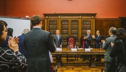 Gilmar recebe título de doutor honoris causa da Universidade de Buenos Aires