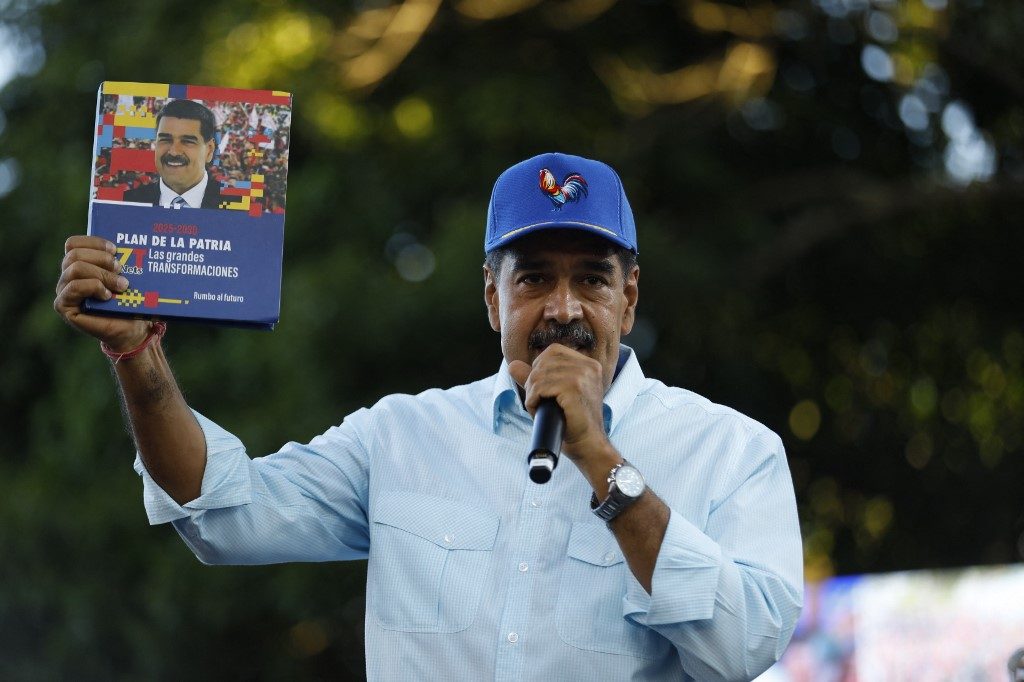 Maduro cita reconhecimento da vitória de Lula pelo TSE e pede respeito a resultado oficial na Venezuela