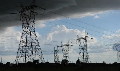 Apagão atinge Acre e Rondônia; Silveira monta sala de situação