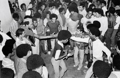 Filme premiado sobre os bailes ‘black’ volta ao cinema; saiba como assistir