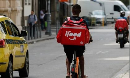 ‘Breque dos apps’: Entregadores fazem paralisação nesta segunda e terça