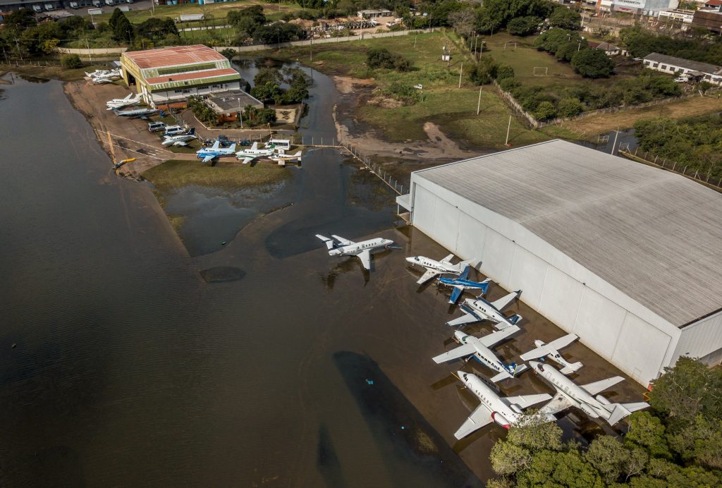 Aeroporto de Porto Alegre reabre em outubro com 70% da capacidade
