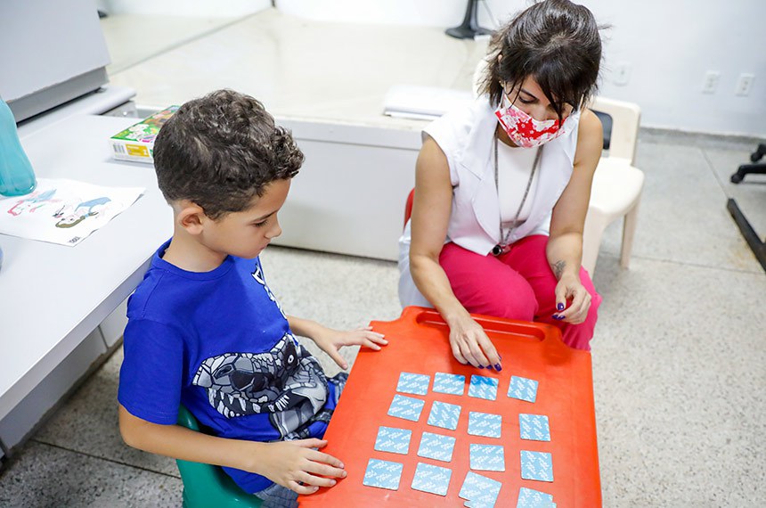 Projeto que prevê dedução integral no IR de despesa com educação de autista entra na pauta de comissão do Senado