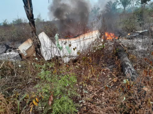 Avião de pequeno porte cai e deixa 5 mortos no Mato Grosso